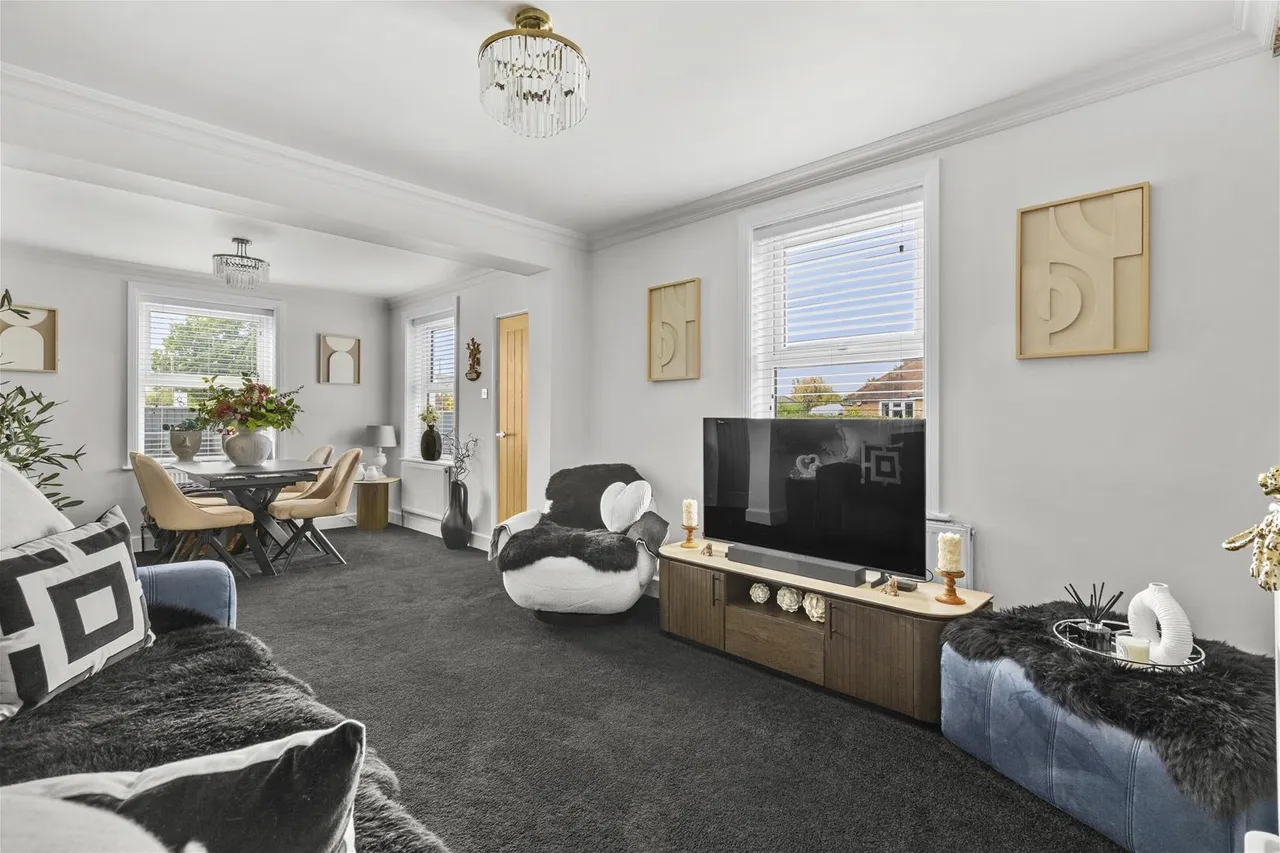 Beech Tree Road, Holmer Green, HP15, photo 4
