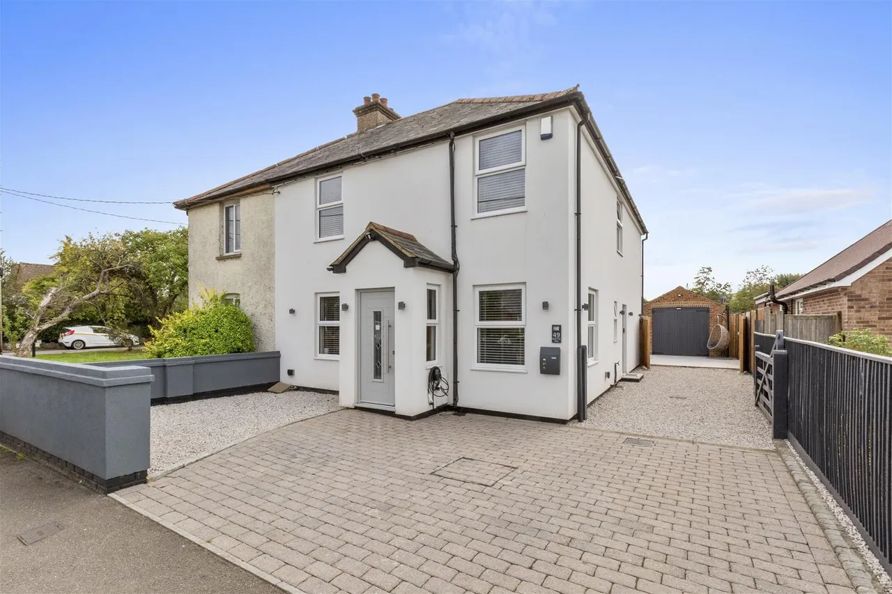 Beech Tree Road, Holmer Green, HP15, photo 19
