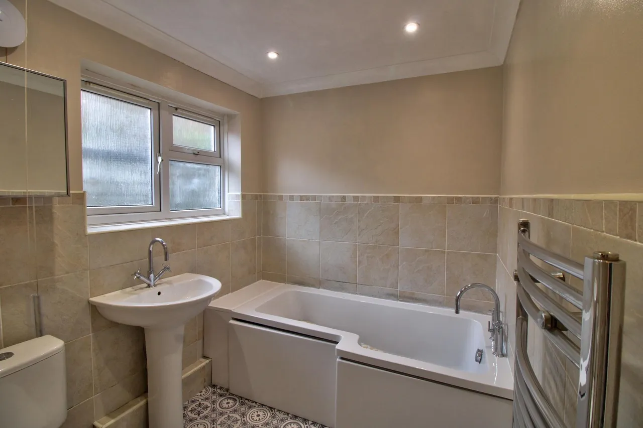 Hill Street, Tredegar, NP22, photo 6