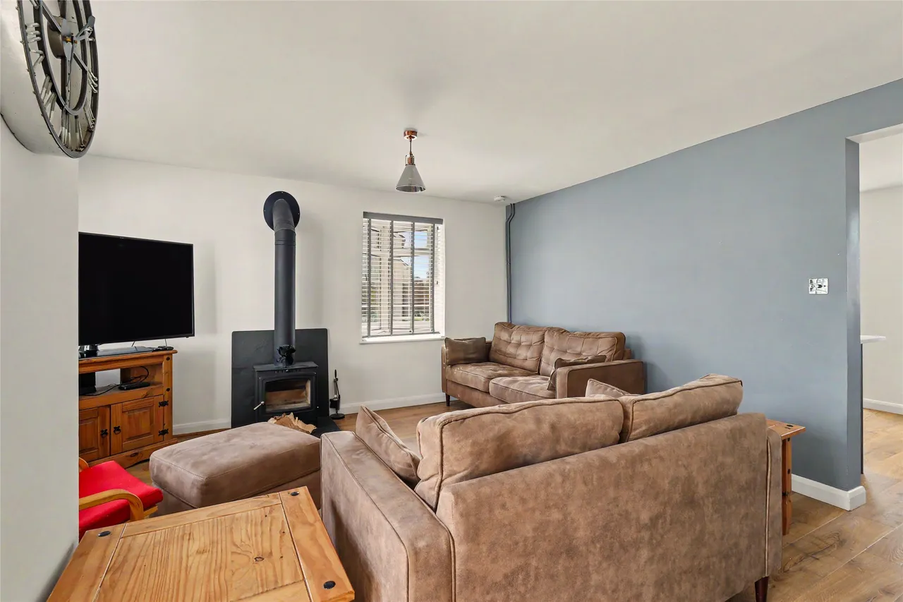 Manor Close, Wrafton, EX33, photo 7