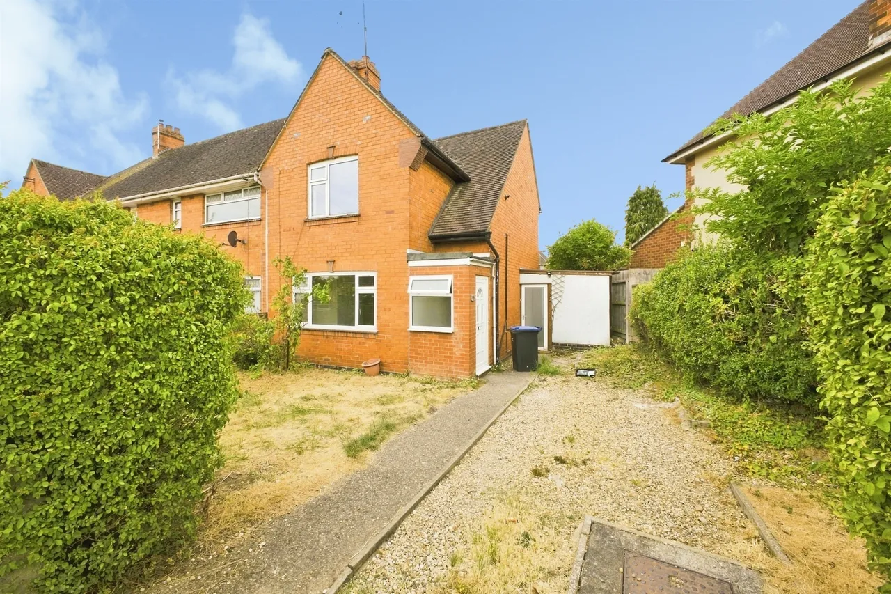 2 bed house for sale — Eastern Avenue North, Northampton