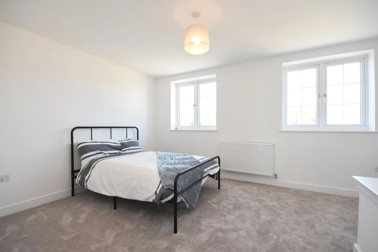 Peverel Place, Hatfield Peverel, CM3, photo 11