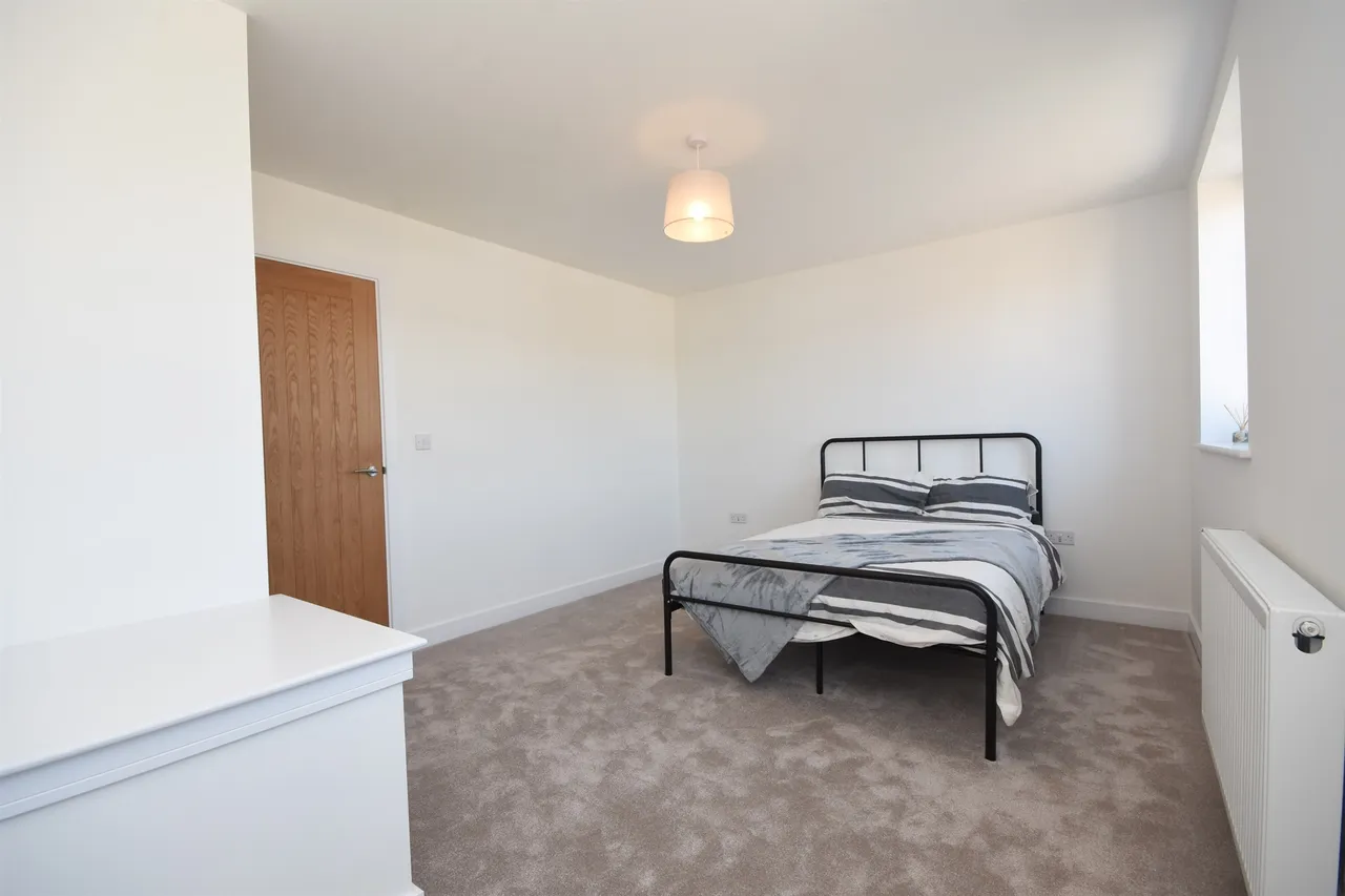 Peverel Place, Hatfield Peverel, CM3, photo 12