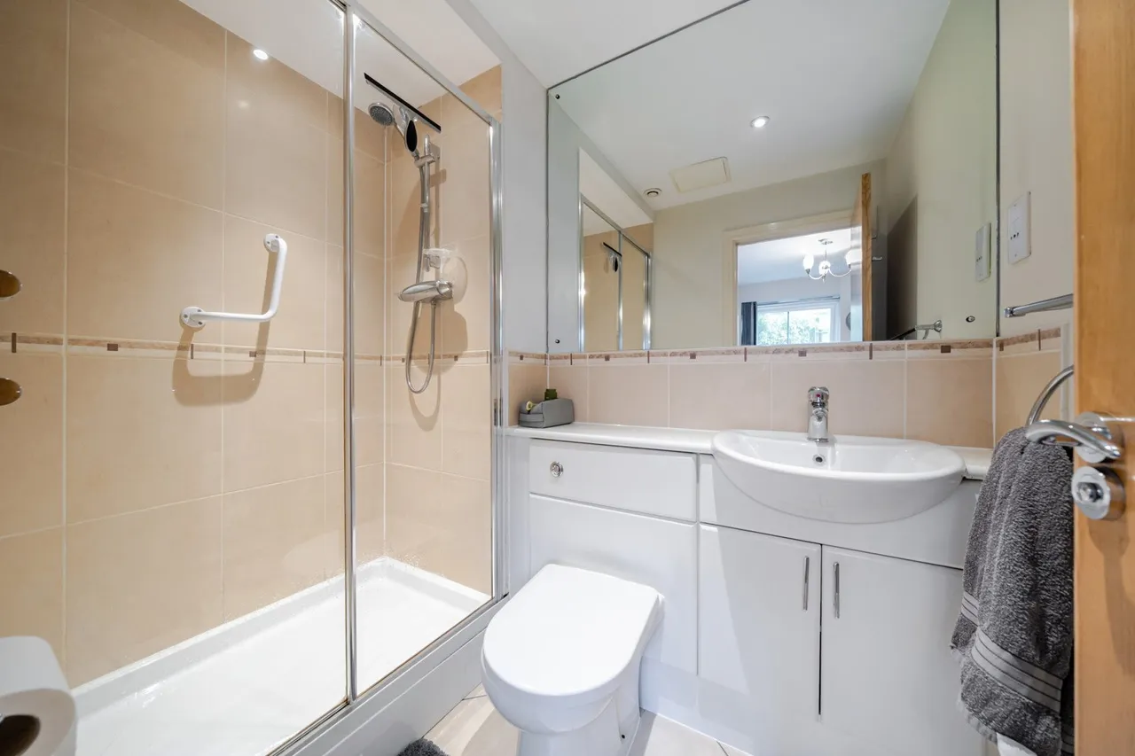 Masons Hill, BR2, photo 12