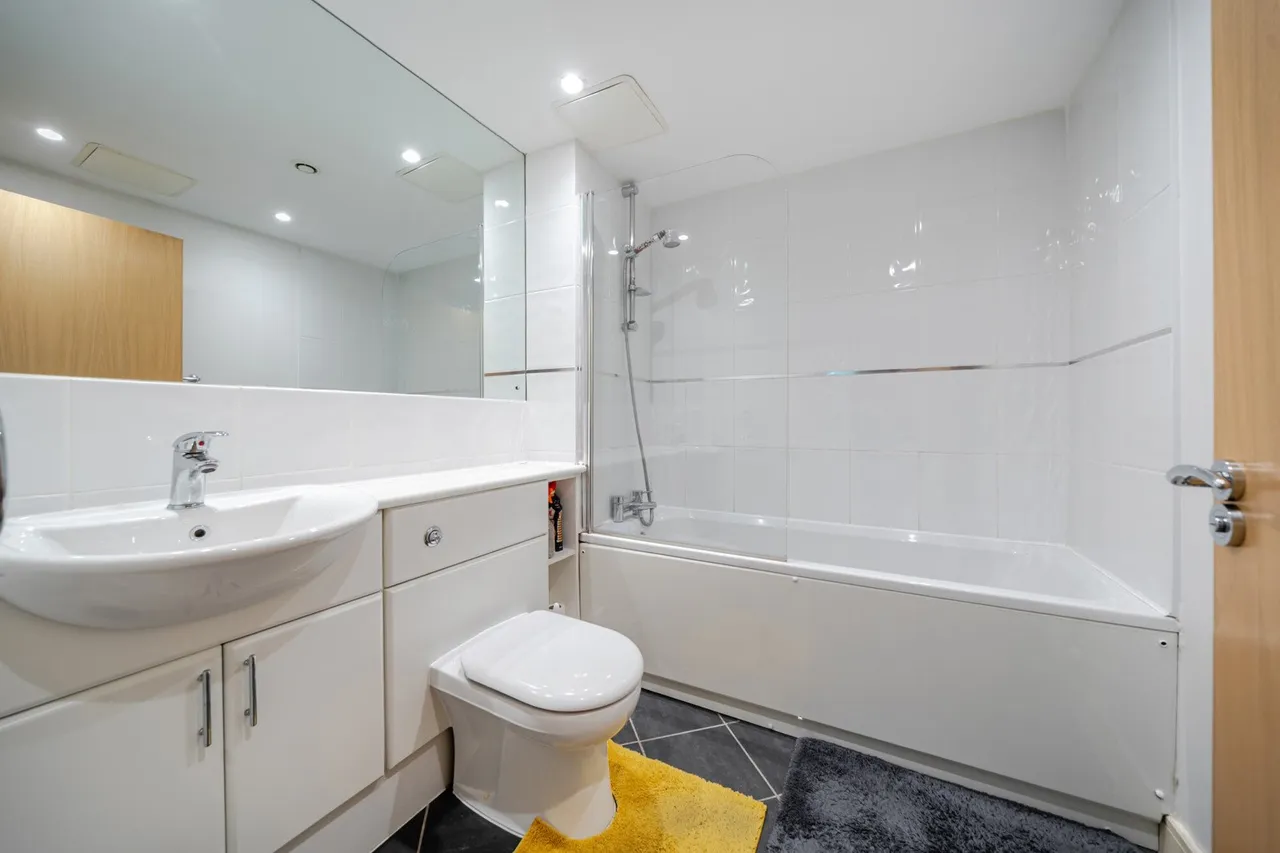 Masons Hill, BR2, photo 10