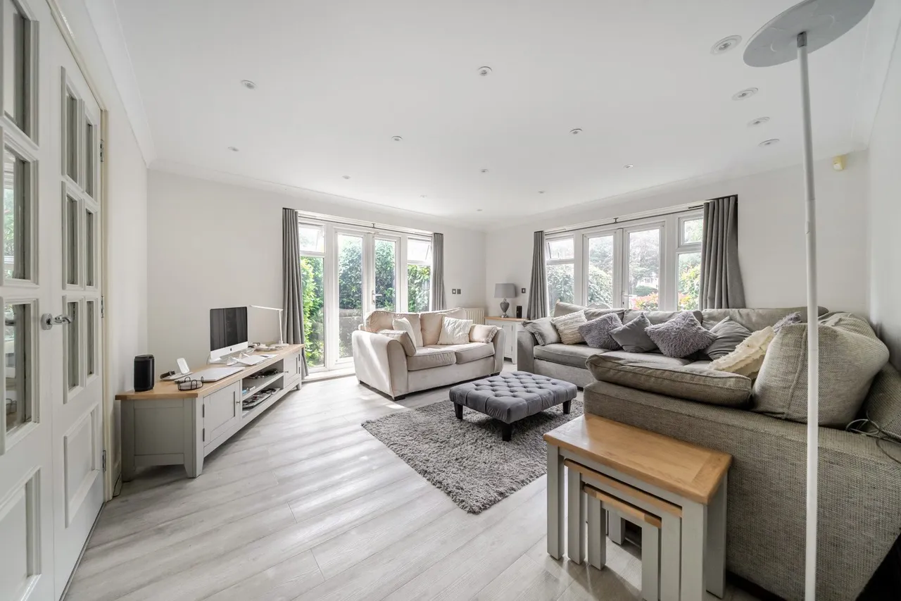 3 bed flat for sale — Masons Hill, BR2