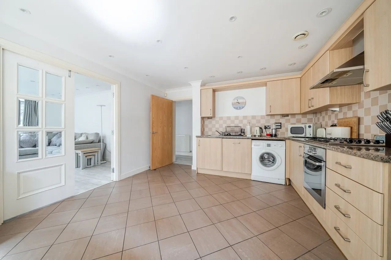 Masons Hill, BR2, photo 16