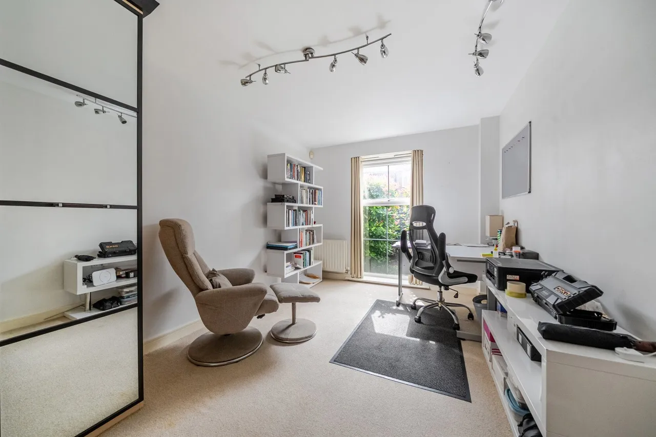 Masons Hill, BR2, photo 14