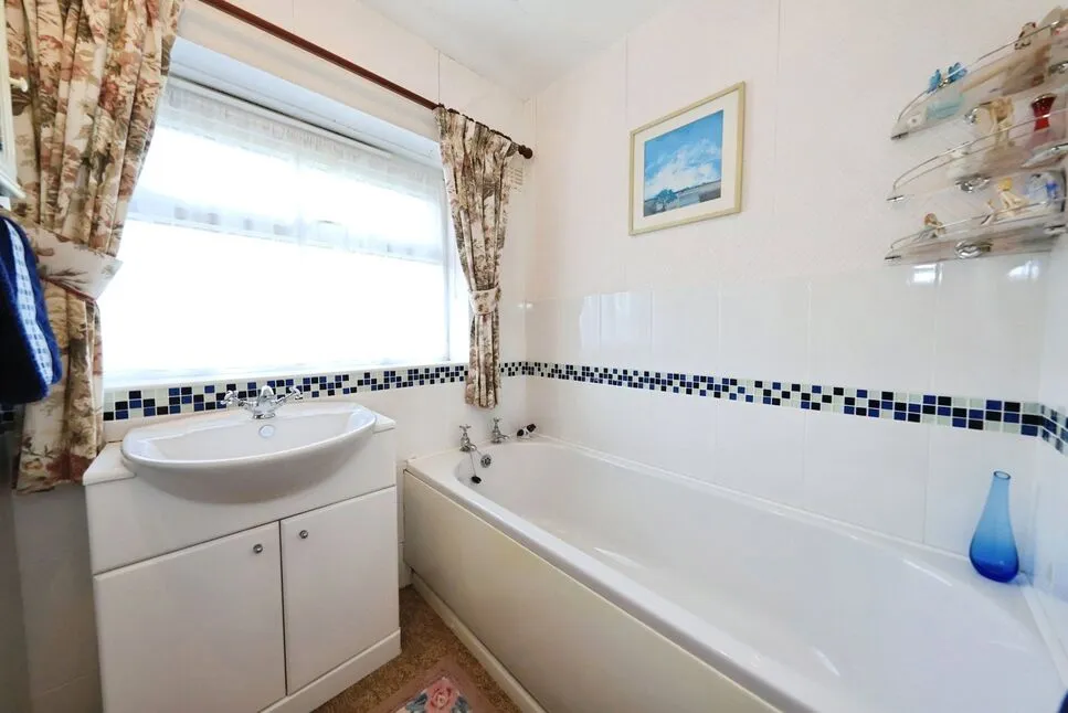 Letchmere Close, Pattingham, Staffordshire, WV6, photo 9