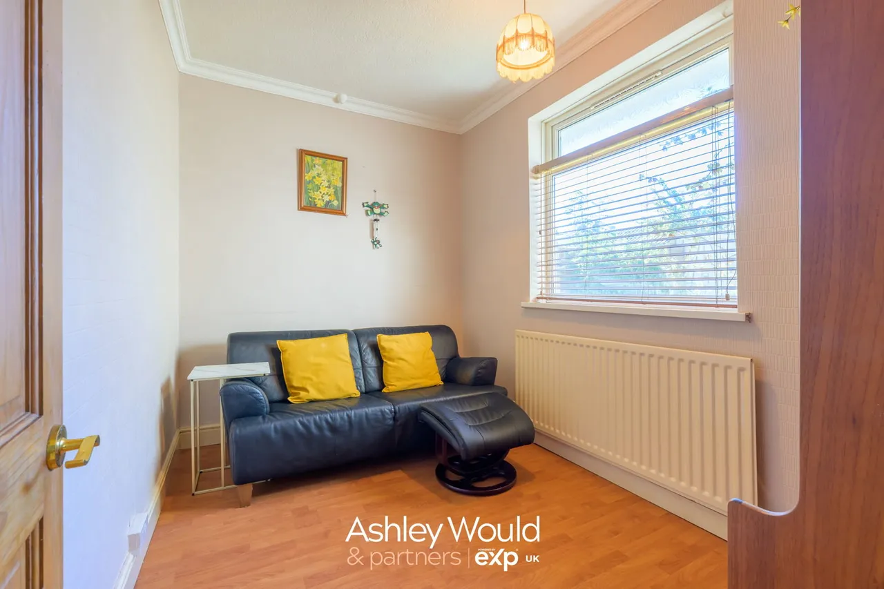 Allens Avenue, West Bromwich, B71, photo 8
