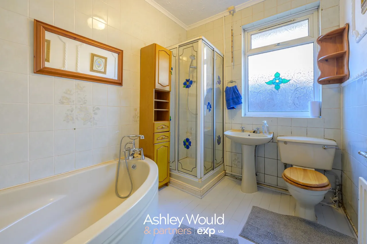 Allens Avenue, West Bromwich, B71, photo 5