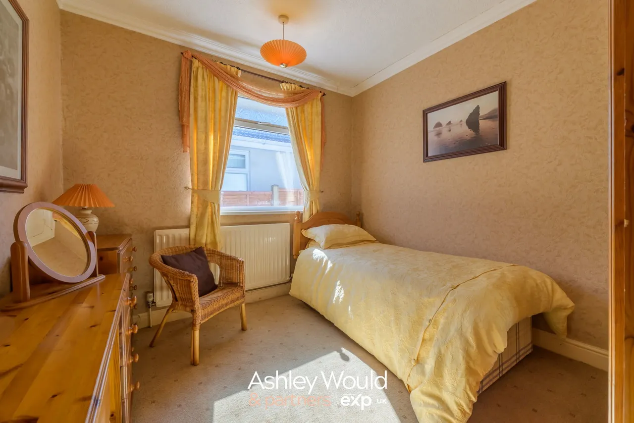 Allens Avenue, West Bromwich, B71, photo 7