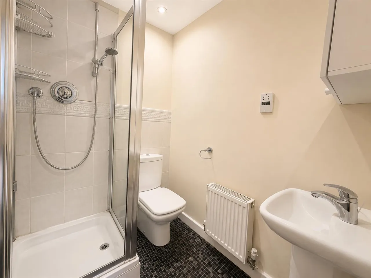 Russell Place, Sale, M33, photo 10