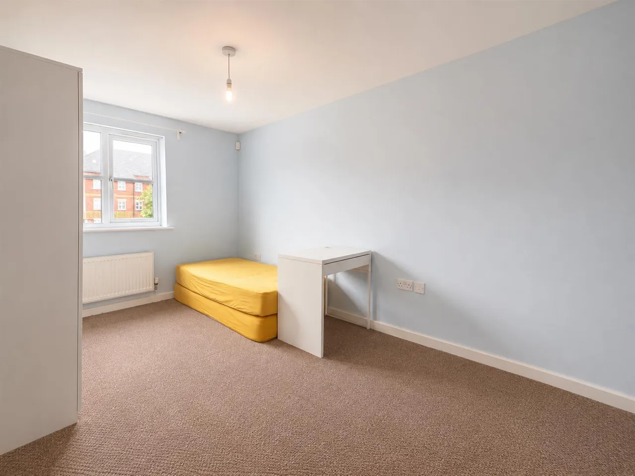 Russell Place, Sale, M33, photo 9