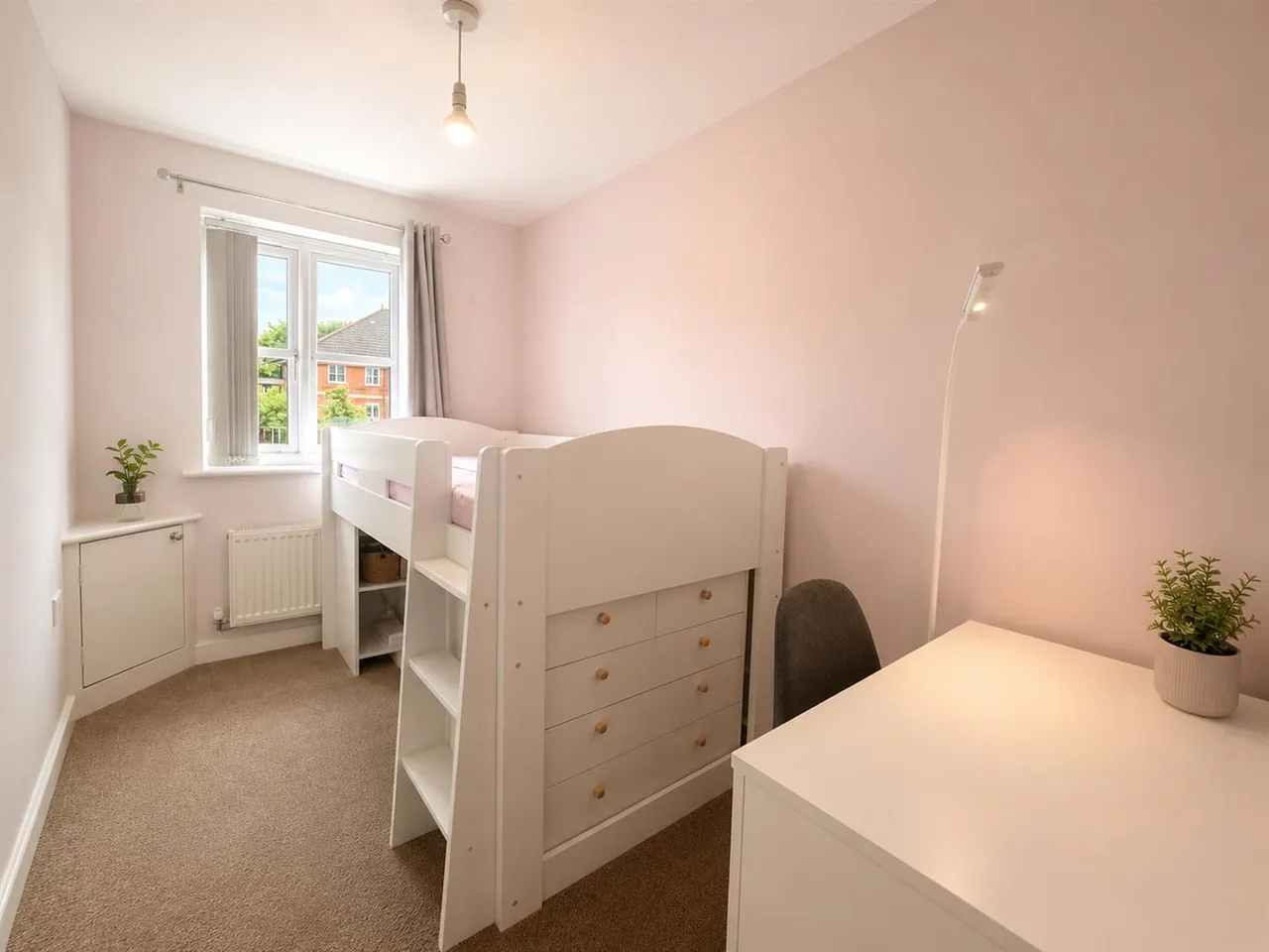 Russell Place, Sale, M33, photo 11