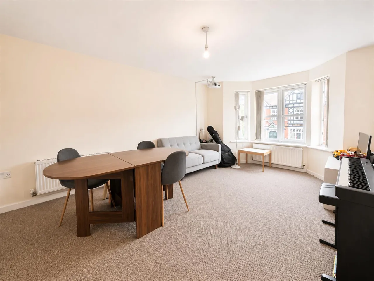 Russell Place, Sale, M33, photo 4