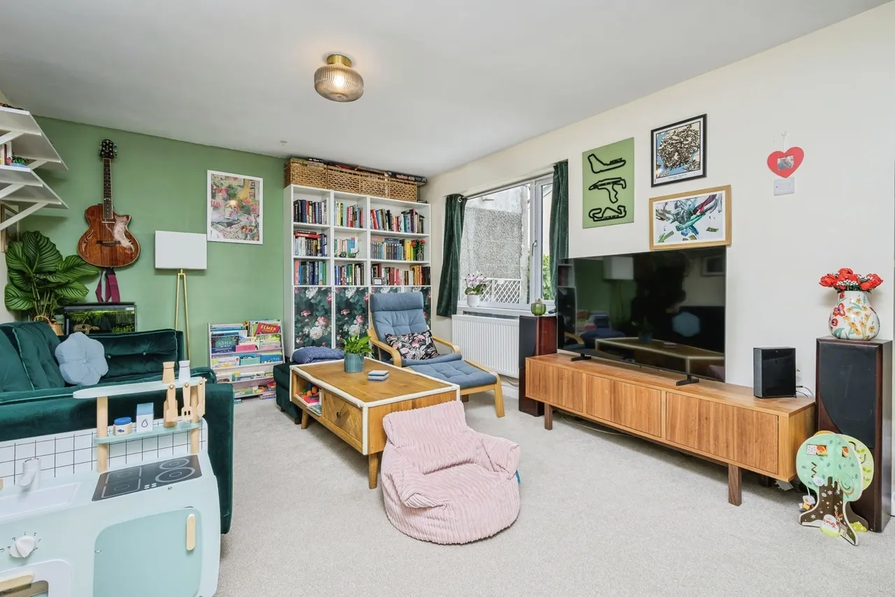 Mylor Close, Plymouth, PL2, photo 3