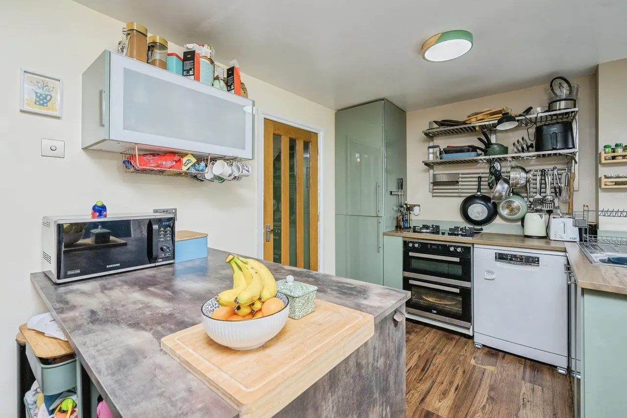 Mylor Close, Plymouth, PL2, photo 8