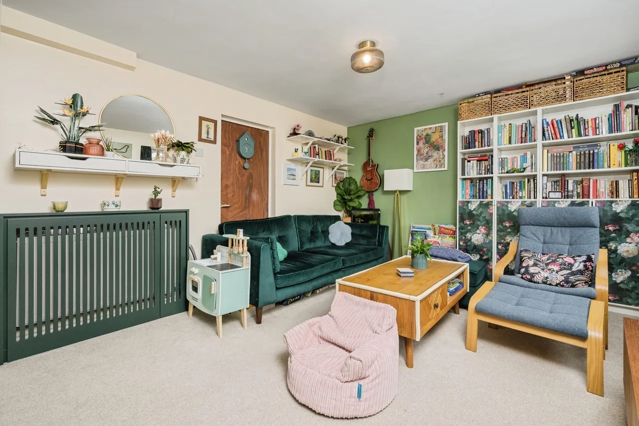 Mylor Close, Plymouth, PL2, photo 4