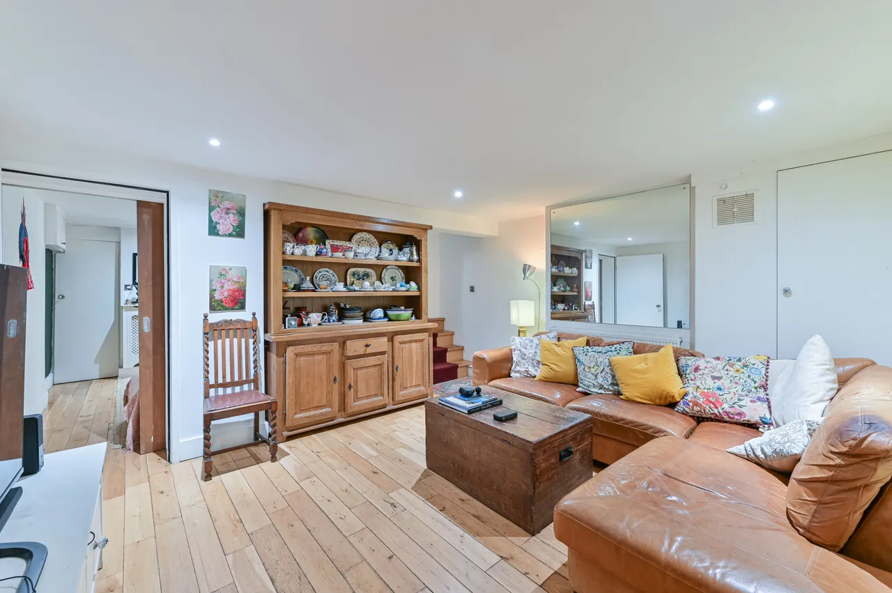 17 Shakespeare Road, London, photo 8
