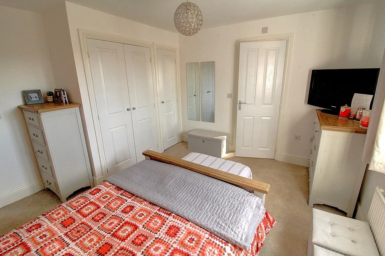 Cardinal Drive, Burbage, LE10, photo 12