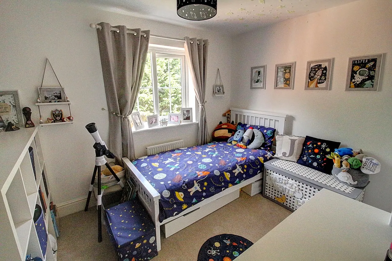 Cardinal Drive, Burbage, LE10, photo 15
