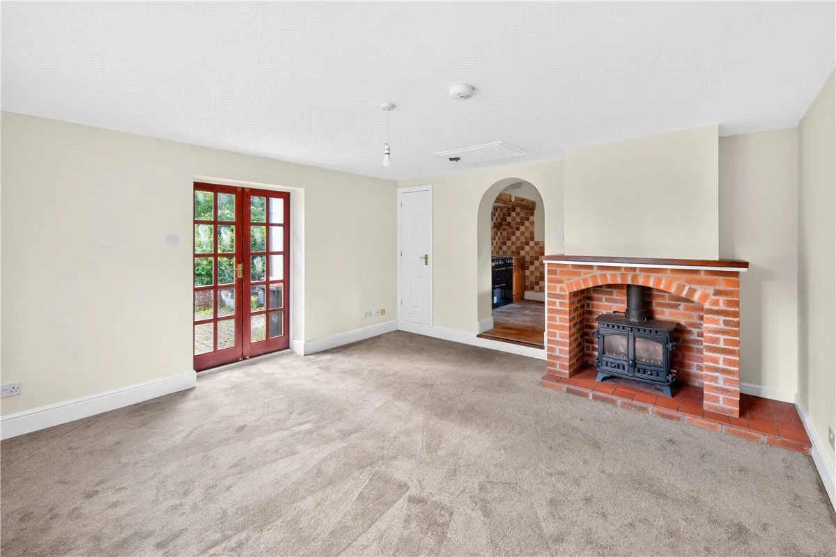 Church Lane, Middleton, B78, photo 2