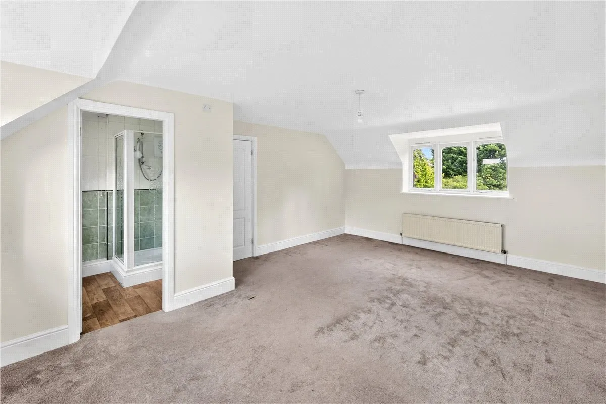 Church Lane, Middleton, B78, photo 9