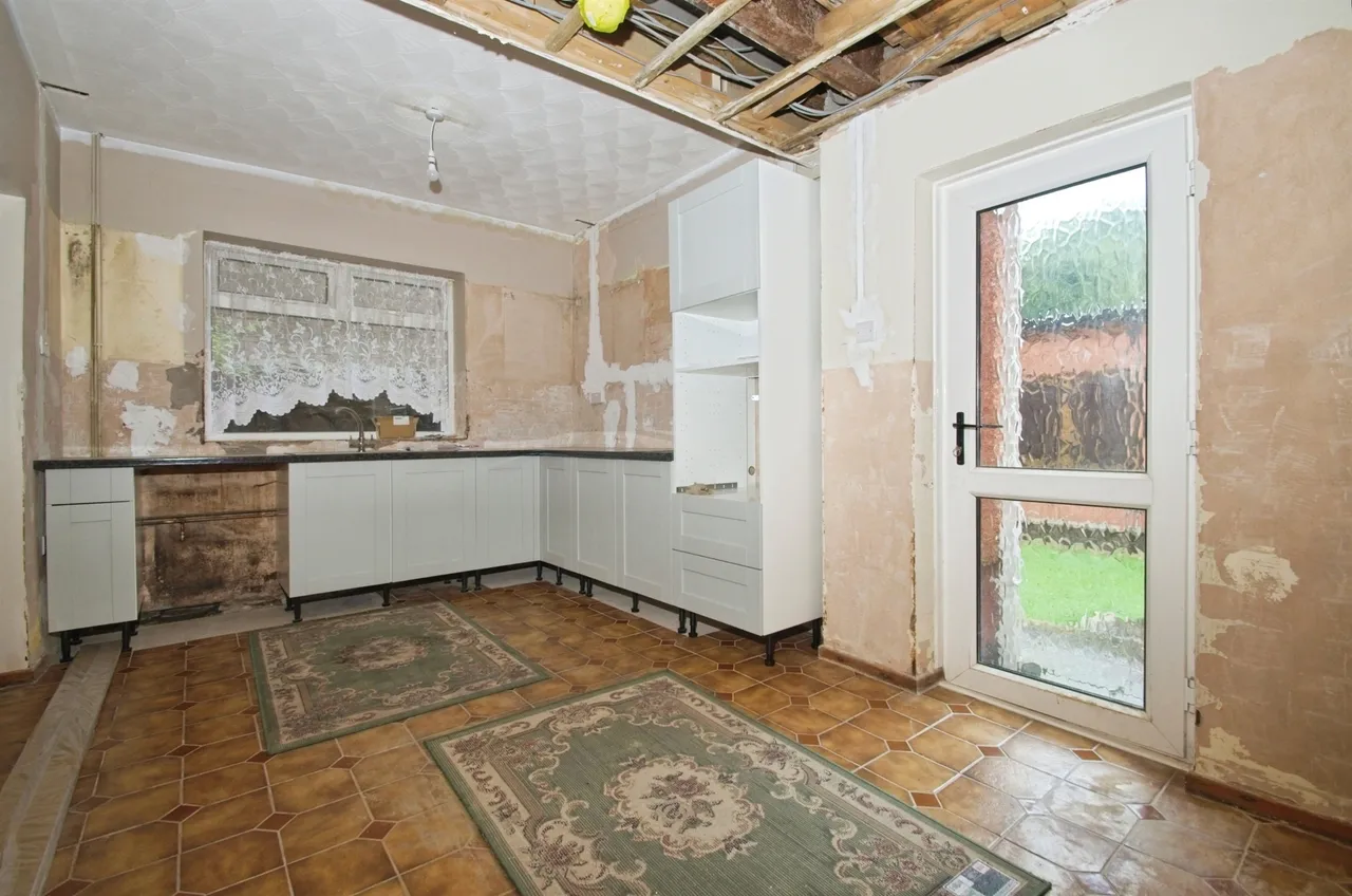 Caerau Road, Maesteg, CF34, photo 14