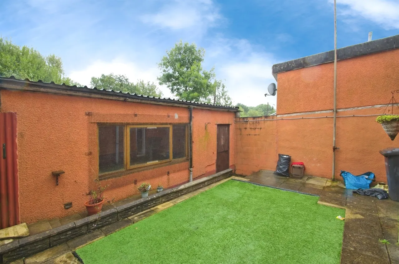 Caerau Road, Maesteg, CF34, photo 7