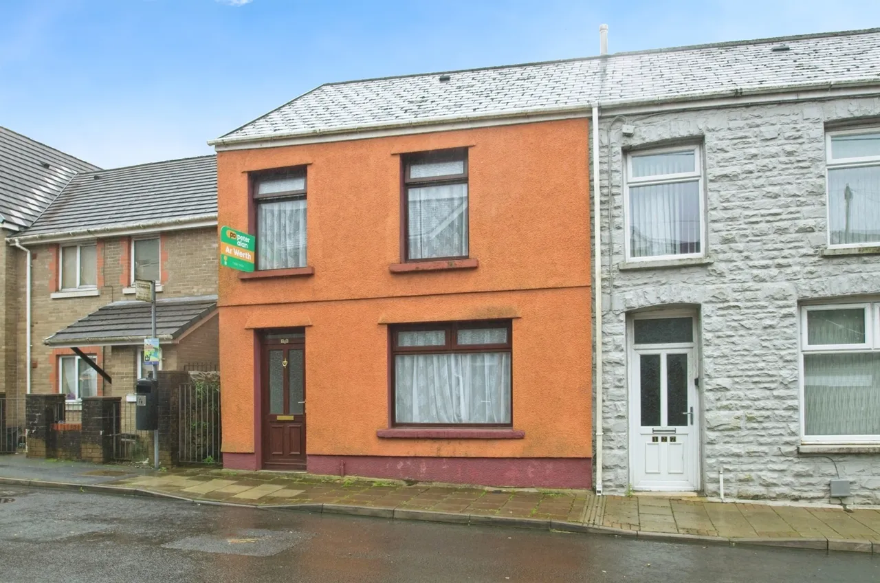 2 bed house for sale, Caerau Road, Maesteg, CF34