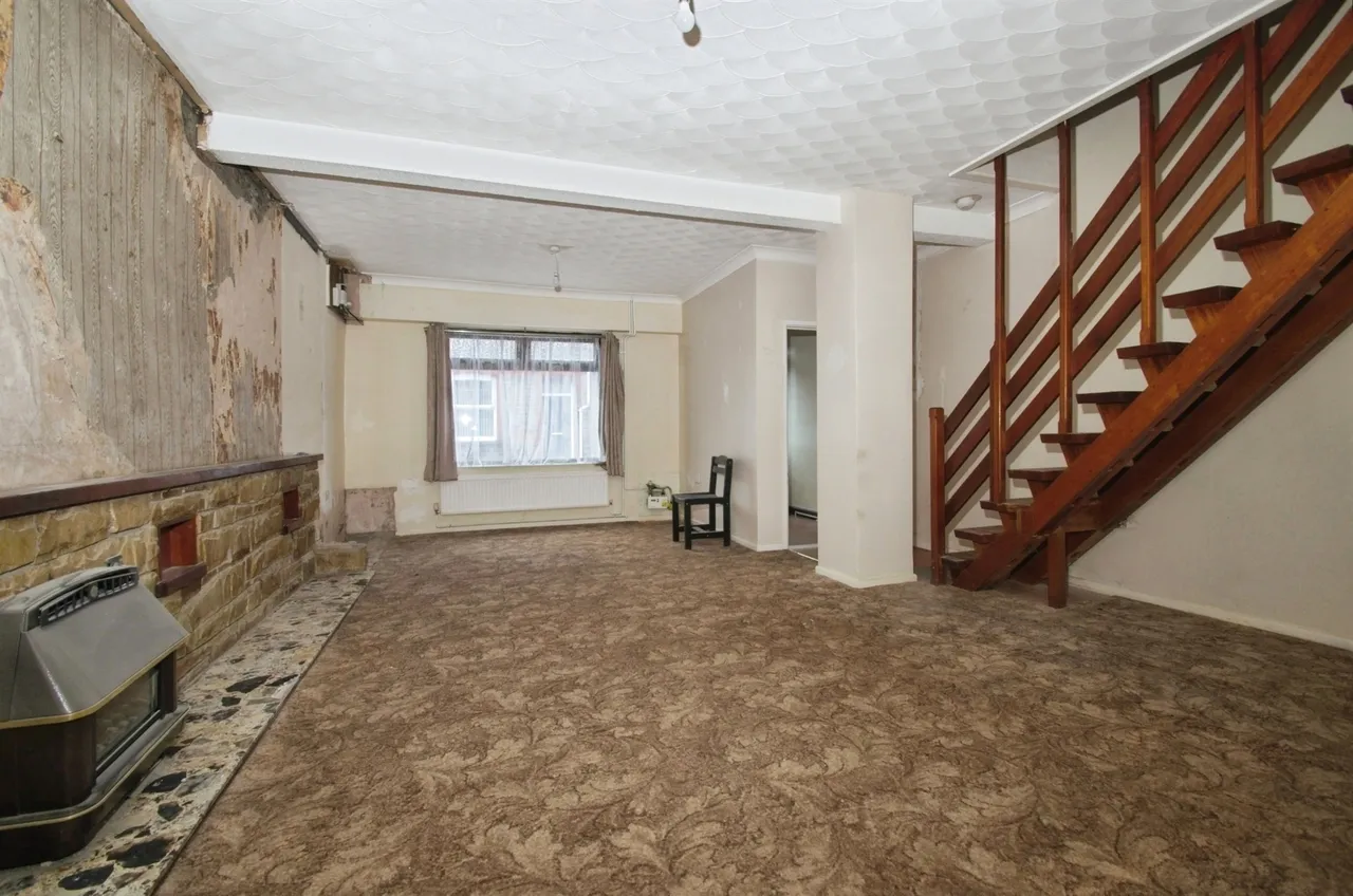 Caerau Road, Maesteg, CF34, photo 2