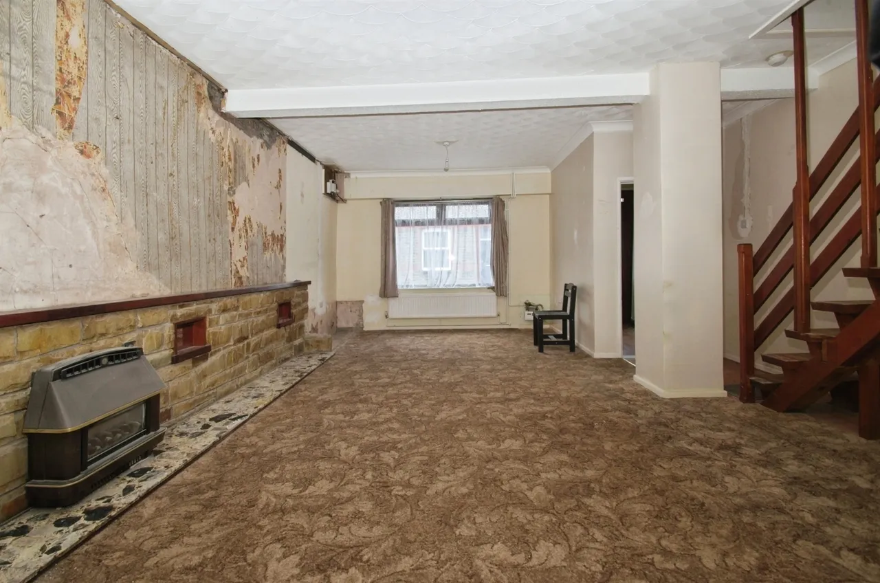 Caerau Road, Maesteg, CF34, photo 13