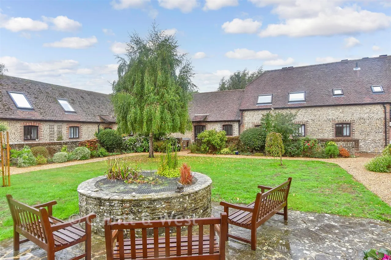 Saxon Meadow, Tangmere, PO20, photo 2