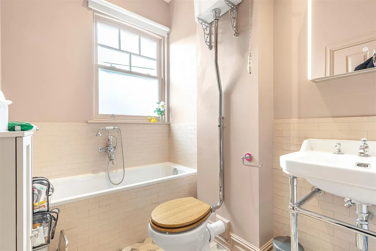 Cleveland Gardens, Barnes, SW13, photo 9