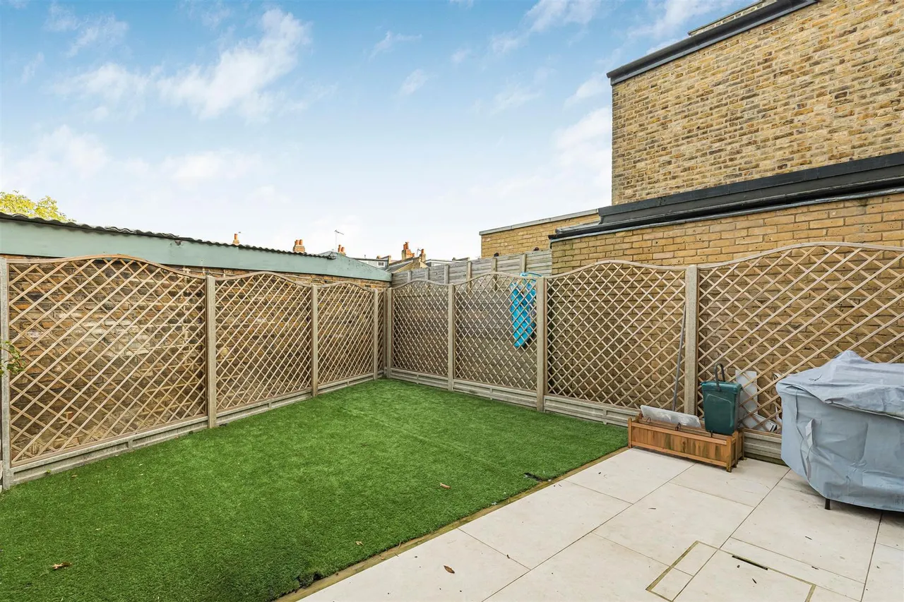 Cleveland Gardens, Barnes, SW13, photo 10