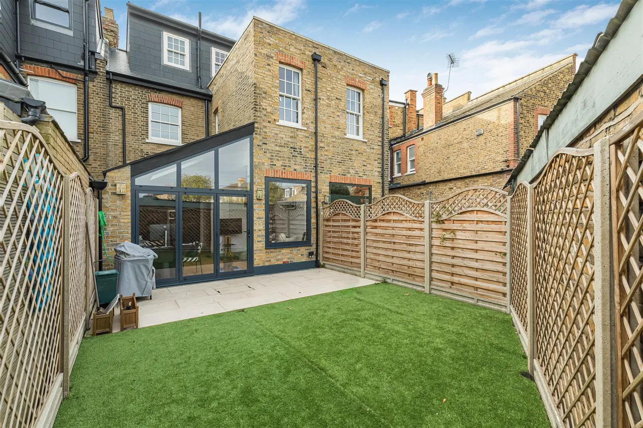 Cleveland Gardens, Barnes, SW13, photo 5