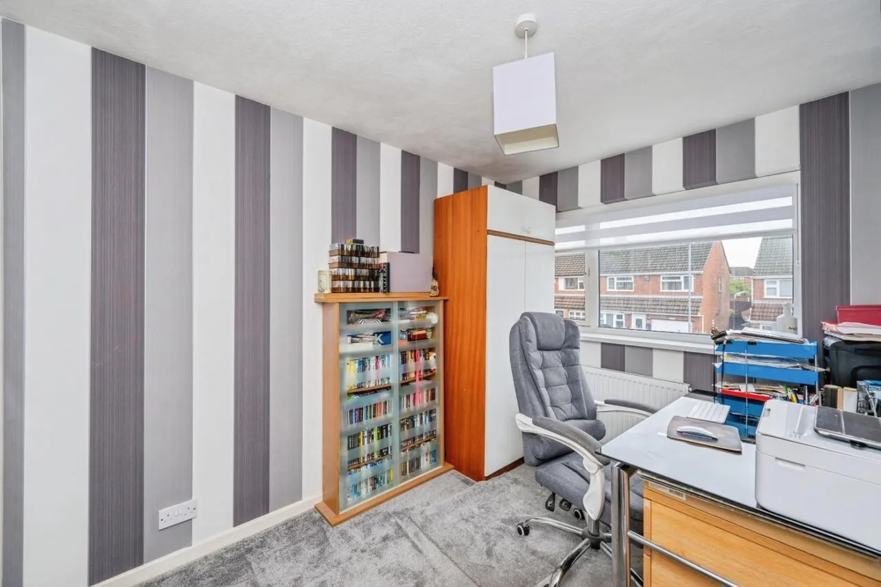 Torc Avenue, Tamworth, B77, photo 15