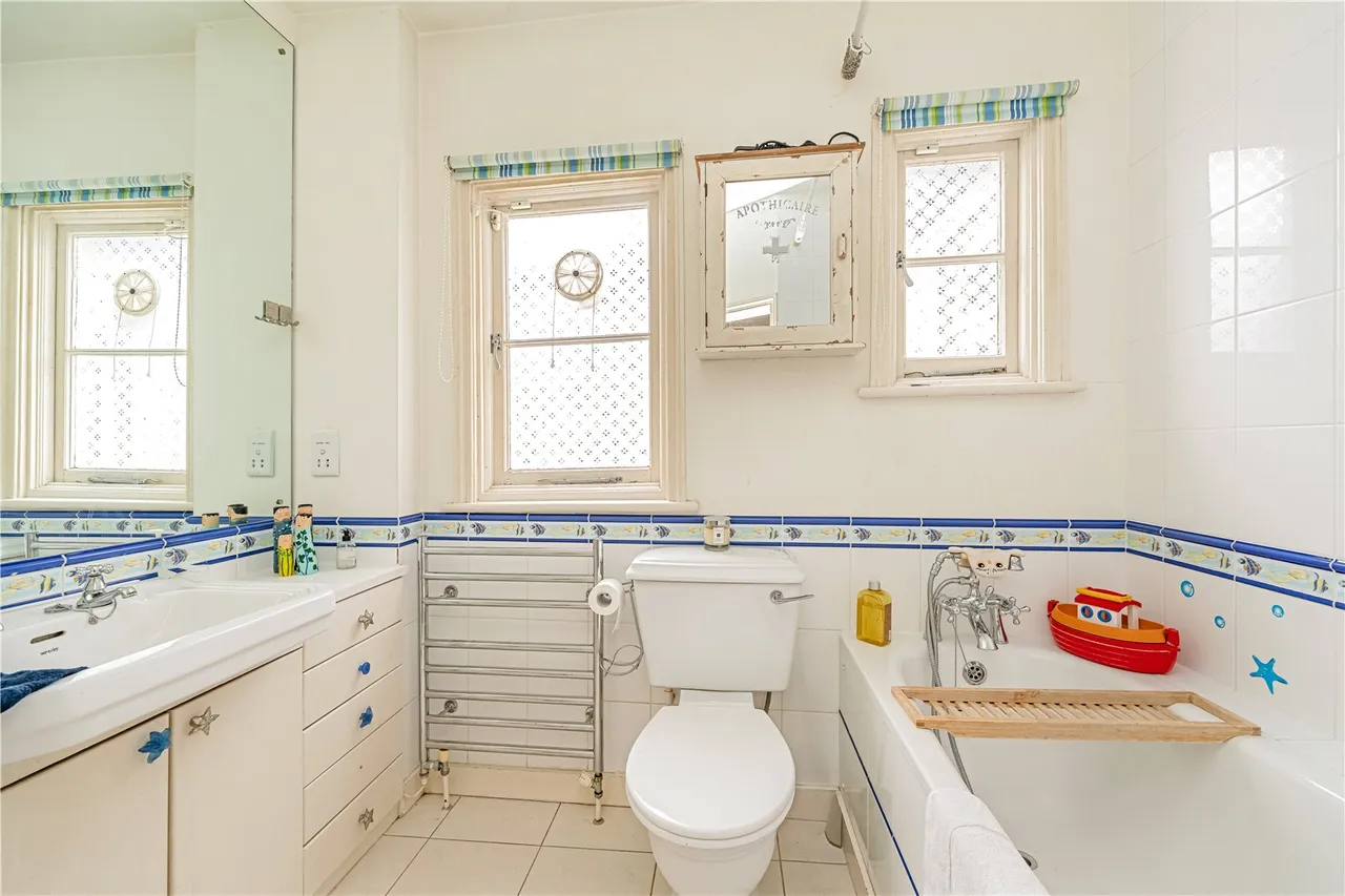 Bonser Road, Twickenham, TW1 4RQ, photo 19