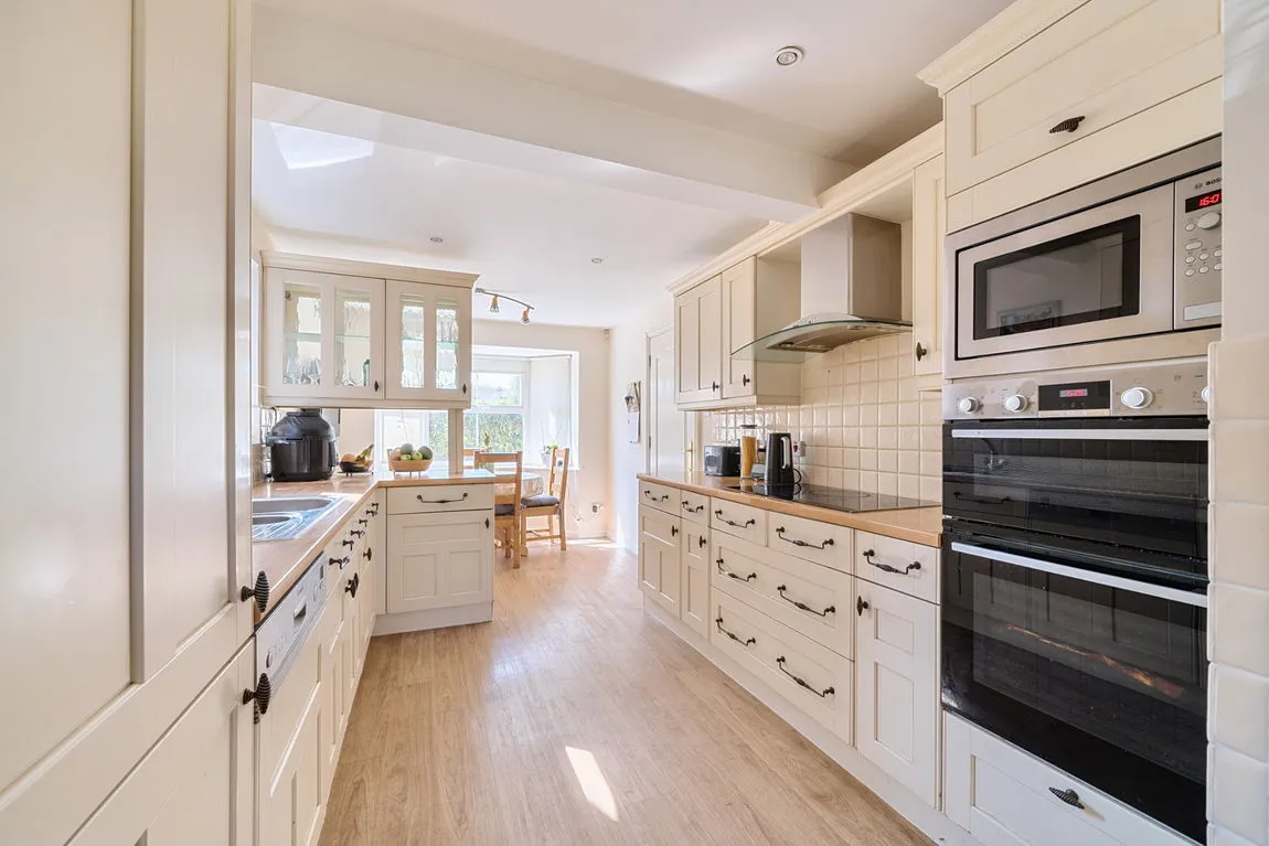 Stirling Avenue, Pinner, HA5, photo 3
