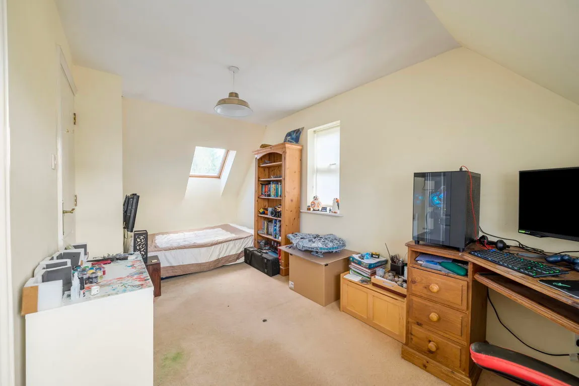 Stirling Avenue, Pinner, HA5, photo 18