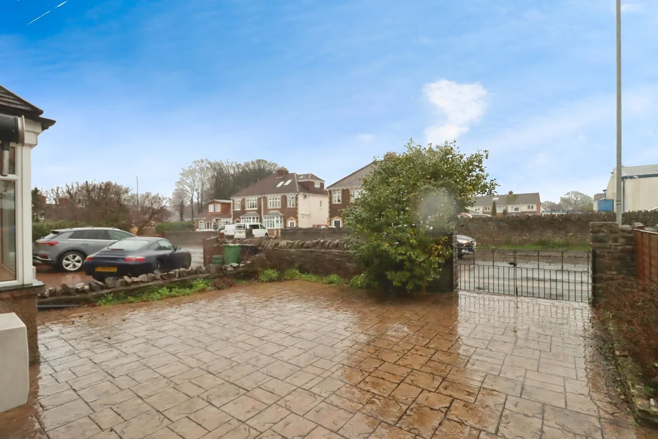 Croomes Hill, Downend, Bristol, BS16, photo 13