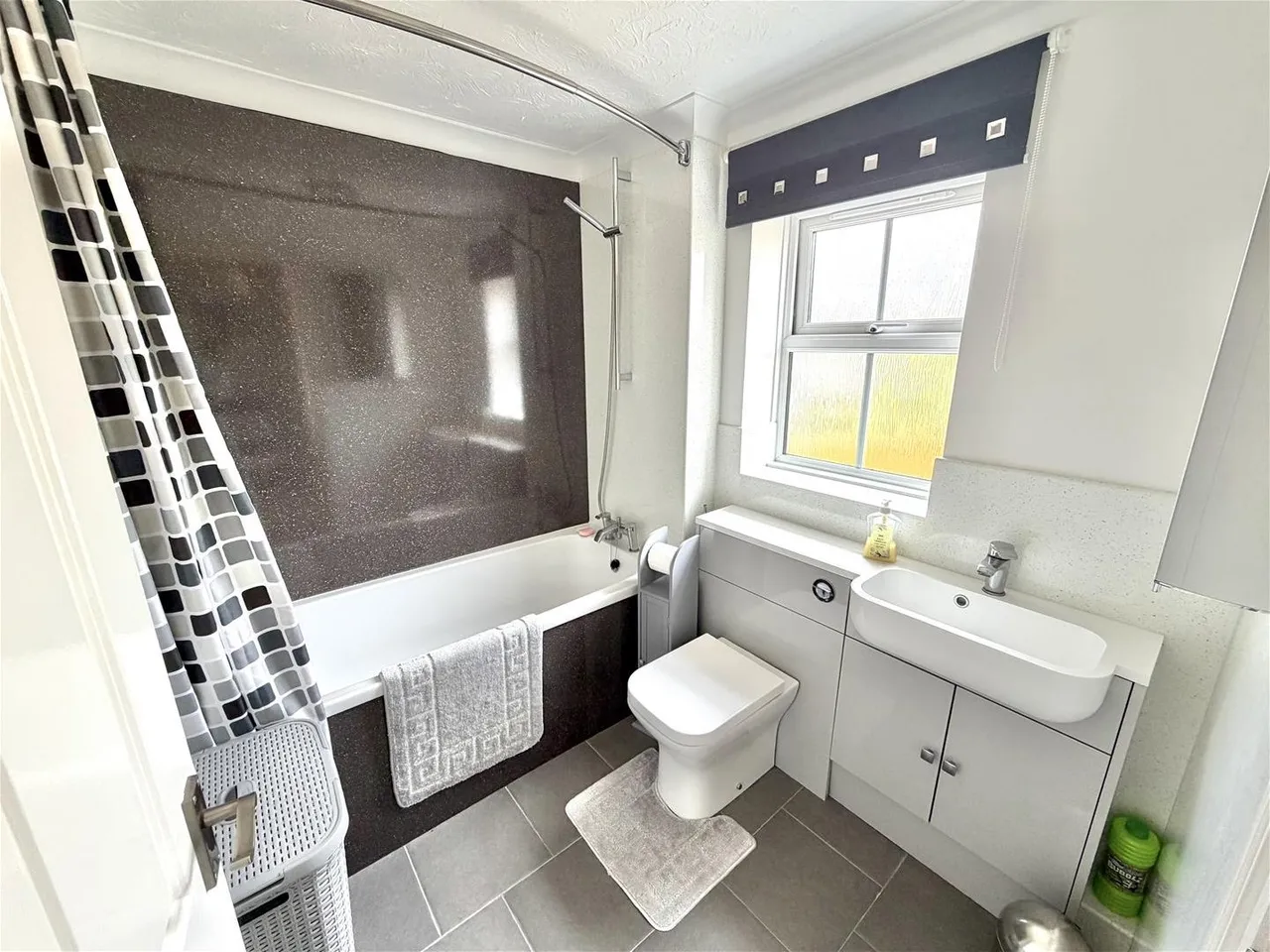 Camelot Way, Gillingham SP8 4SY, photo 15