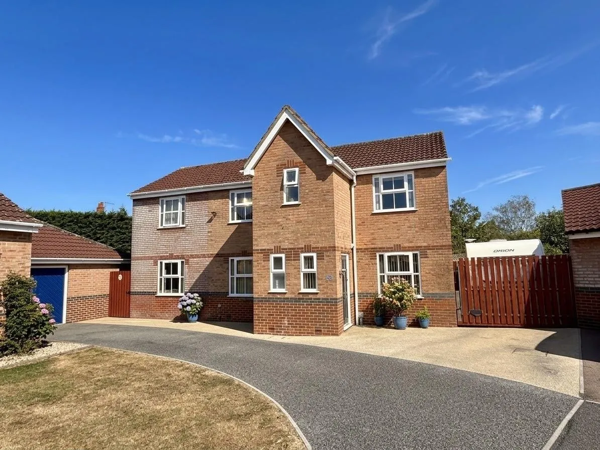 Camelot Way, Gillingham SP8 4SY, photo 19