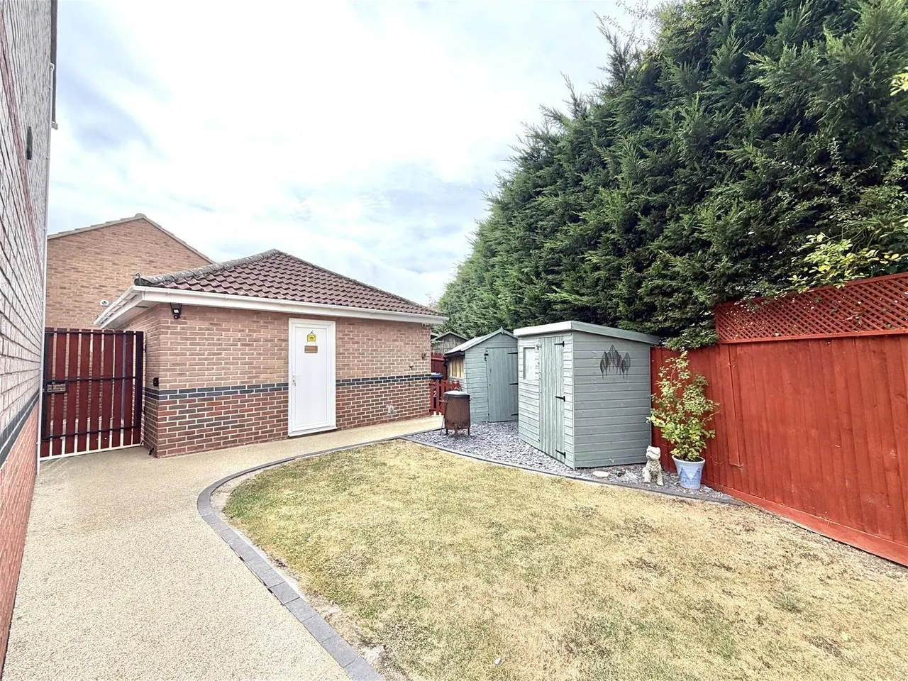 Camelot Way, Gillingham SP8 4SY, photo 18