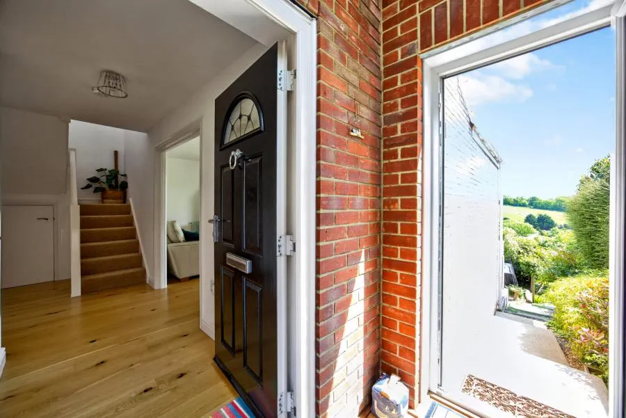 Nodgham Lane, Newport, PO30, photo 16
