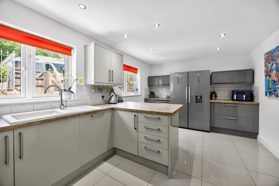 Nodgham Lane, Newport, PO30, photo 6