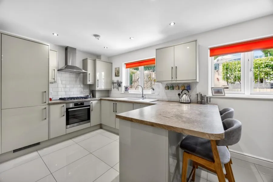 Nodgham Lane, Newport, PO30, photo 4