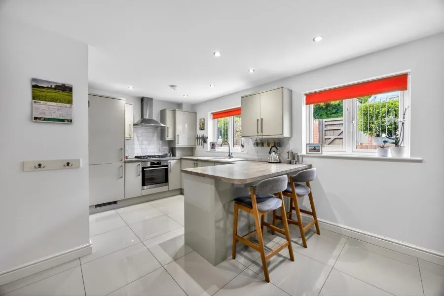 Nodgham Lane, Newport, PO30, photo 21