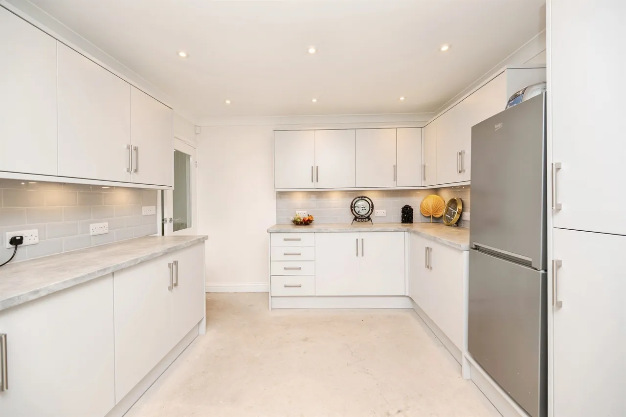 Devonshire Drive, West Bromwich, B71, photo 9